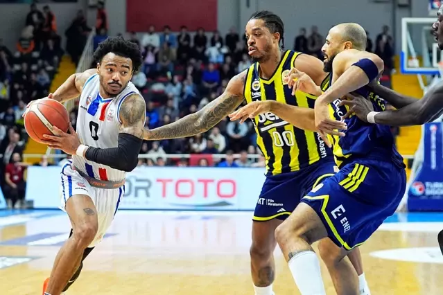 Büyükçekmece-Fenerbahçe maçında olay: Başkanın talimatıyla kadın ve çocuklar darp edildi