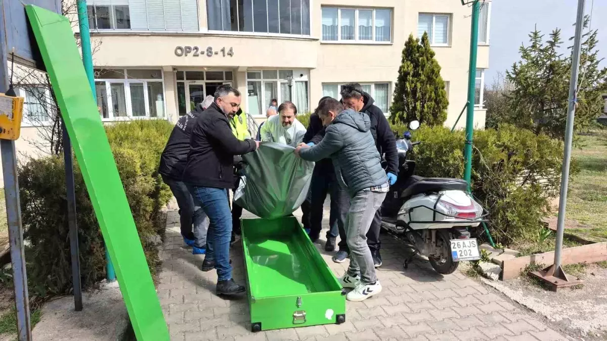Eskişehir\'de yaşlı kadının şüpheli ölümü