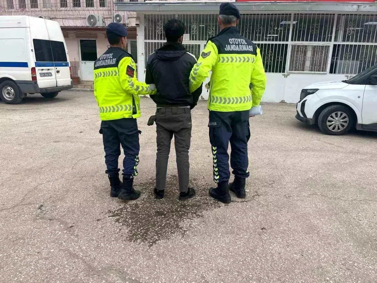 Gaziantep\'te Göçmen Kaçakçılığı Operasyonu