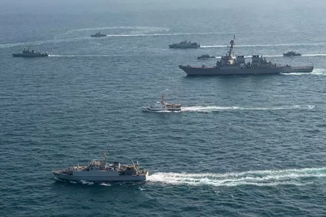 Trump’ın Hürmüz’e ‘savaş gemisi’ çağrısına iki ülkeden destek çıkmadı