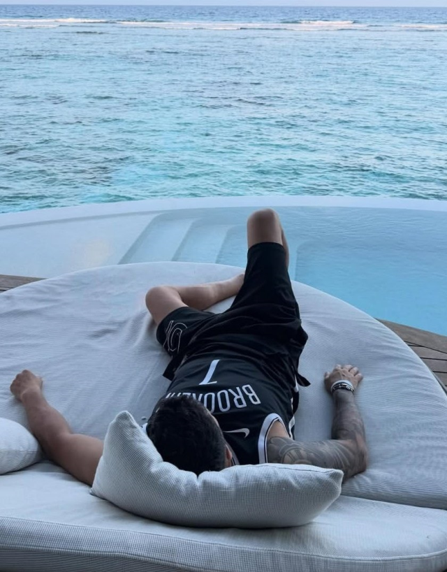 Icardi'den boşanan Wanda Nara hemen yeni sevgili yaptı
