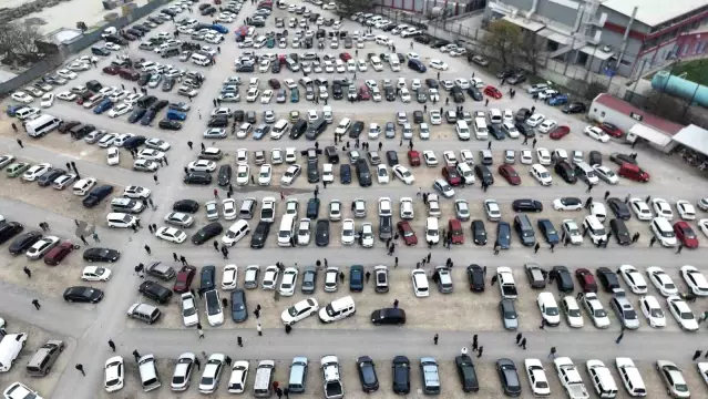 Bursa Oto Pazarında Durgunluk