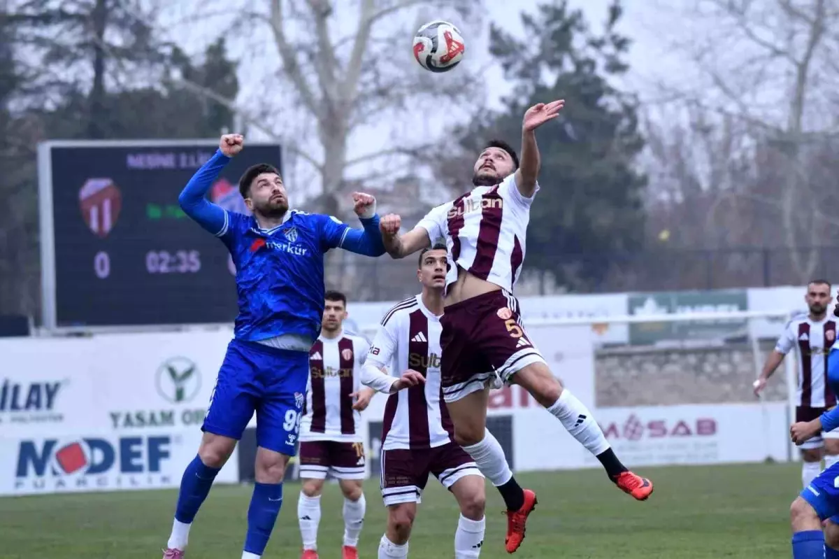 İnegölspor, Erbaaspor\'a 2-1 Yenildi