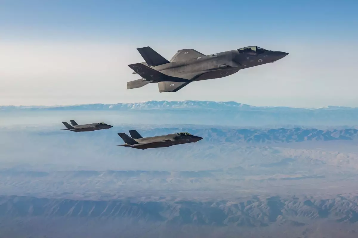 İsrail\'in F-35I uçakları İran\'a doğru yola çıktı