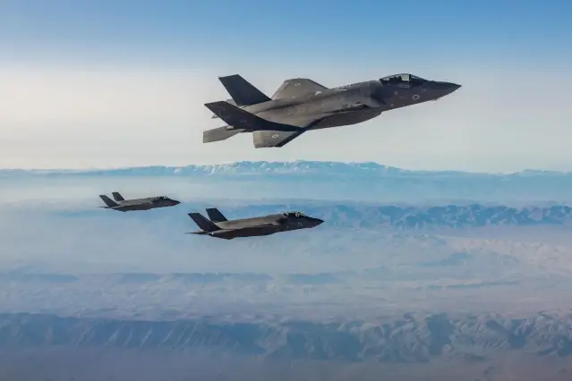 İsrail’in F-35I uçakları İran’a doğru yola çıktı