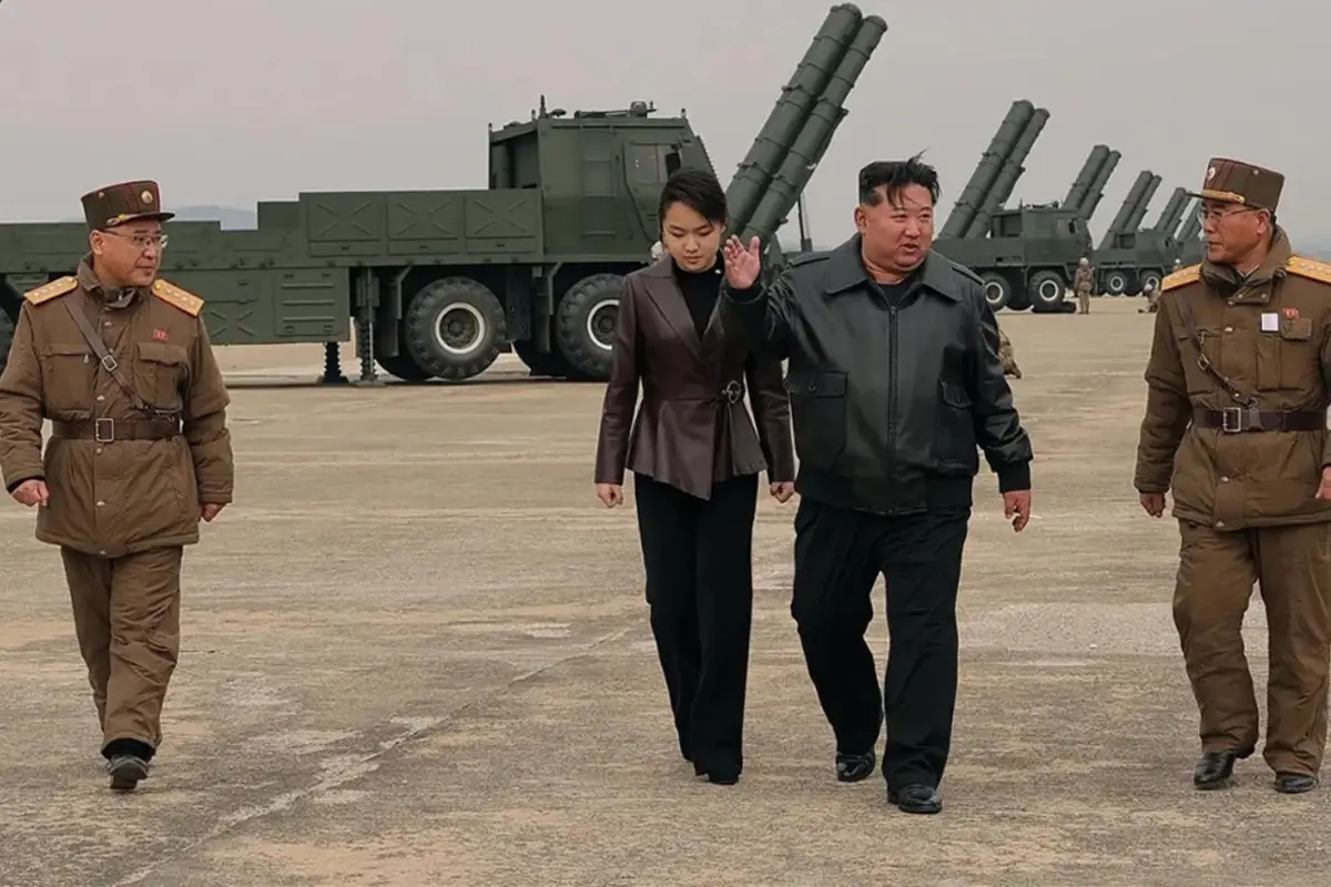 Kim ve halefinden ABD\'ye tarihi mesaj! Testi birlikte izlediler