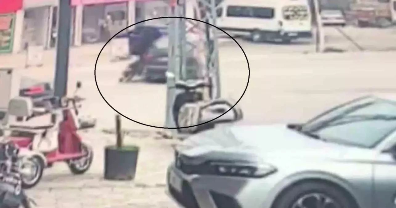 Hatay\'da Otomobil-Motosiklet Kazası: 2 Yaralı