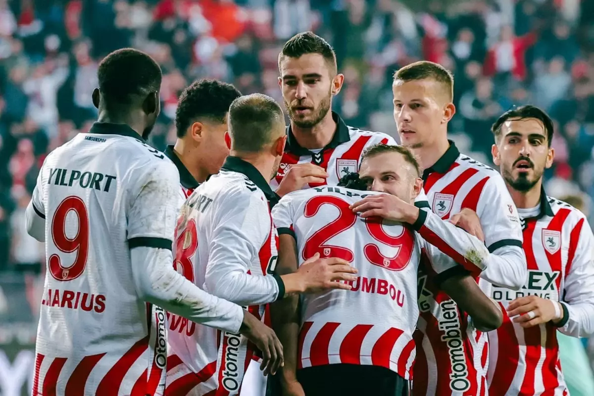 Samsunspor galibiyeti 90+3\'te hatırladı