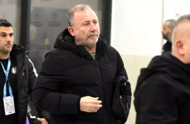 Sergen Yalçın Gençlerbirliği Maçında Rahatsızlandı