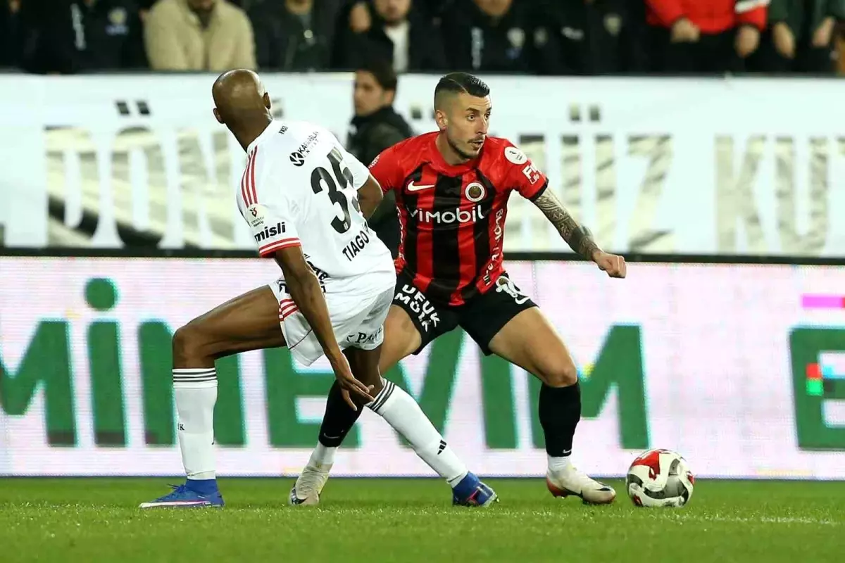 Beşiktaş, Gençlerbirliği\'ni 2-0 Yendi