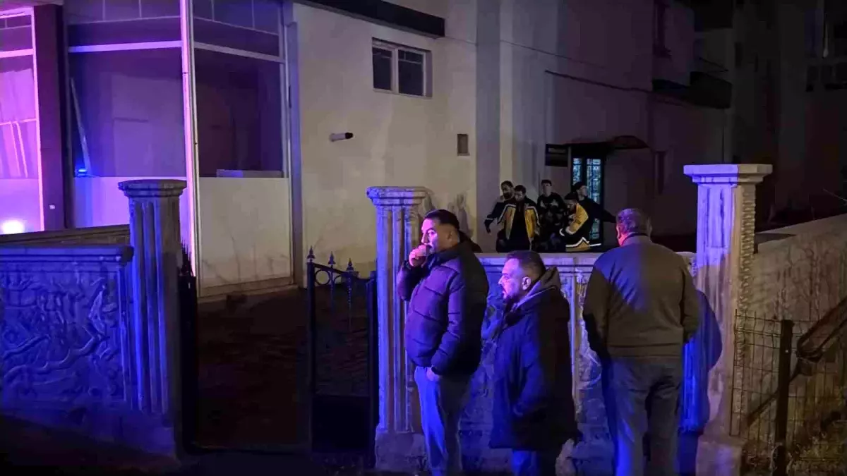 Sivas\'ta Cinayet: 15 Yaşındaki Şüpheli Tutuklandı