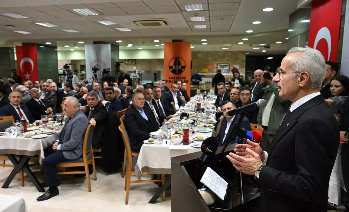 Uraloğlu: Savaşların Durdurulması İçin Diplomasiye Önem Veriyoruz