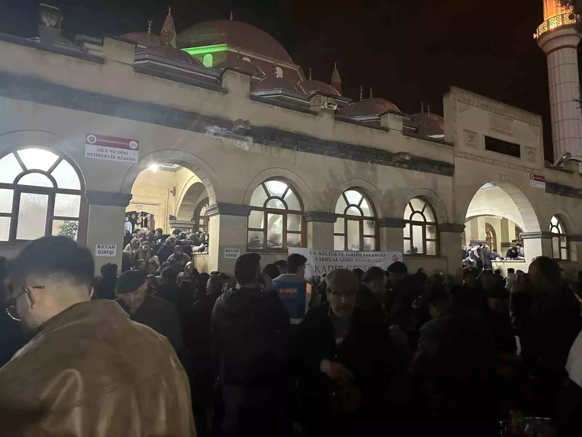 Çankırı\'da Kadir Gecesi Yoğunluğu