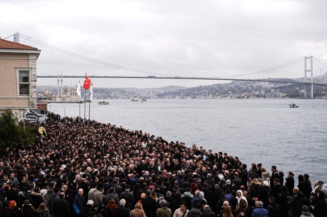 İlber Ortaylı için Fatih Camii'nde cenaze töreni düzenlendi