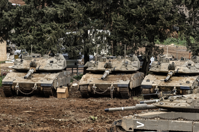 İsrail ordusu, Lübnan'ın güneyine kara harekatı başlattı