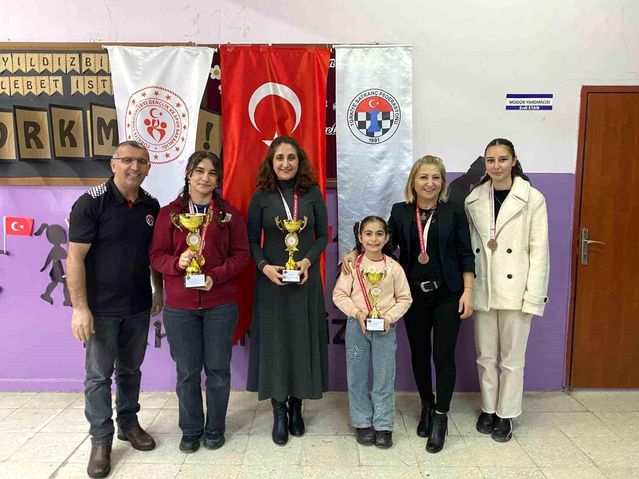 Kars Kadınlar Satranç Turnuvası Sonuçlandı