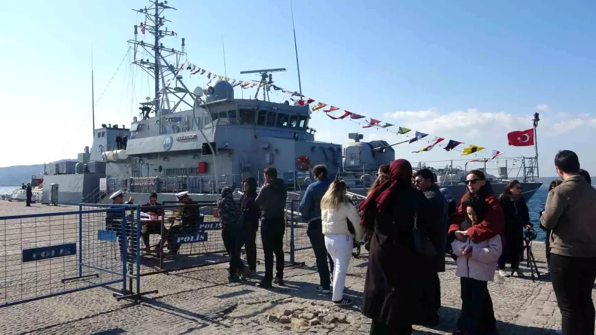 Türk donanmasının gururu olan savaş gemileri ziyarete açıldı