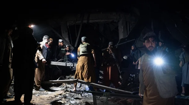 400 kişinin öldüğü saldırıyla ilgili çarpıcı detay! Hastaneye bomba yağdırmışlar