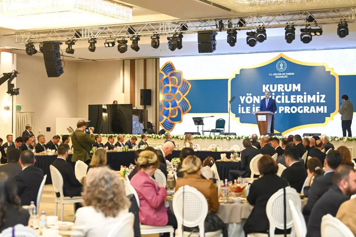 Bakan Ersoy İftar Sofrasında Buluştu