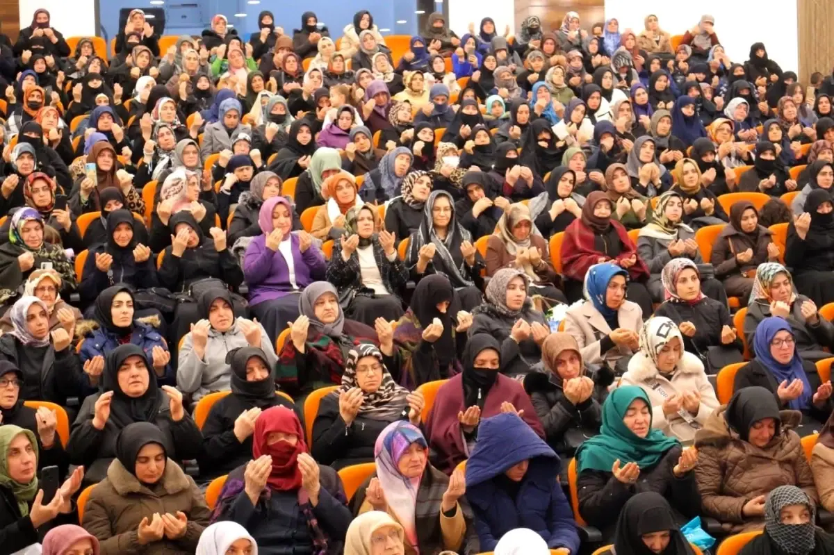 Bayburt\'ta Kadir Gecesi Programı Düzenlendi