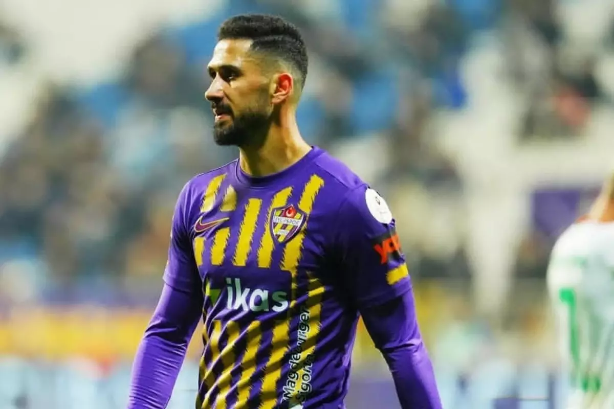 Eyüpspor\'a Emre Akbaba\'dan kötü haber! Kırık tespit edildi
