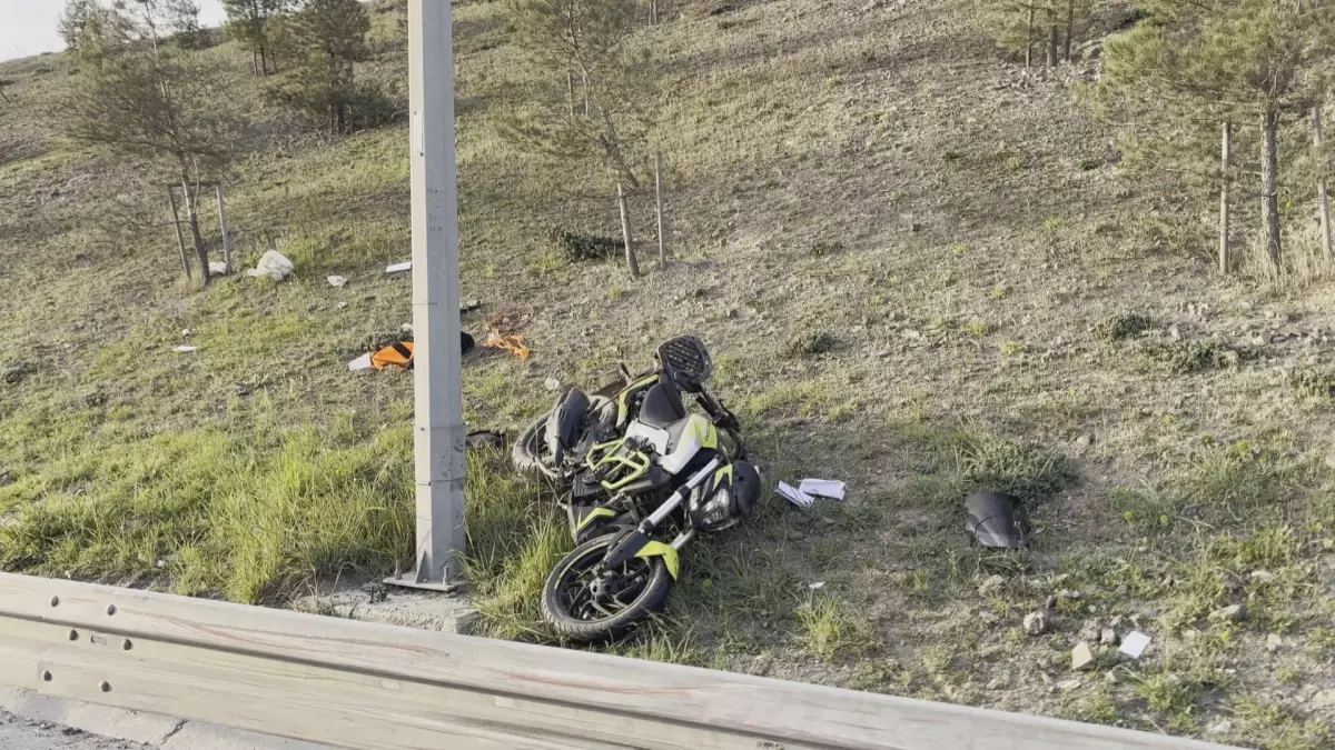 Eyüpsultan\'da Kaza: Motosiklet Sürücüsü Hayatını Kaybetti