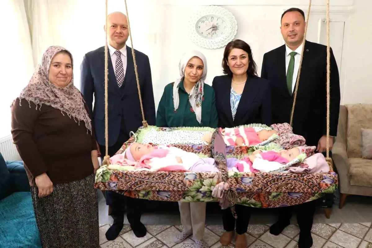 Afyonkarahisar\'da Bebek Destek Projesi