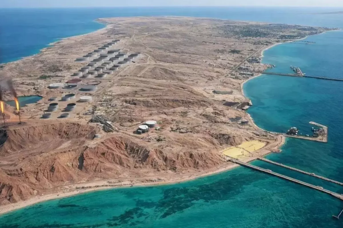 İran\'dan ABD\'ye Hark Adası uyarısı: "Saldırının kaynağı olan ülkenin tesislerini küle çeviririz"