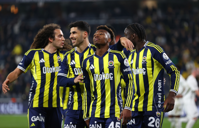 Nene'den resital! Fenerbahçe kritik virajı kayıpsız döndü