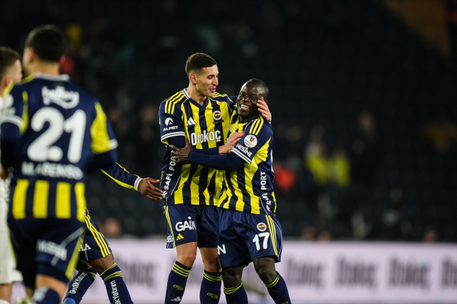 Nene'den resital! Fenerbahçe kritik virajı kayıpsız döndü