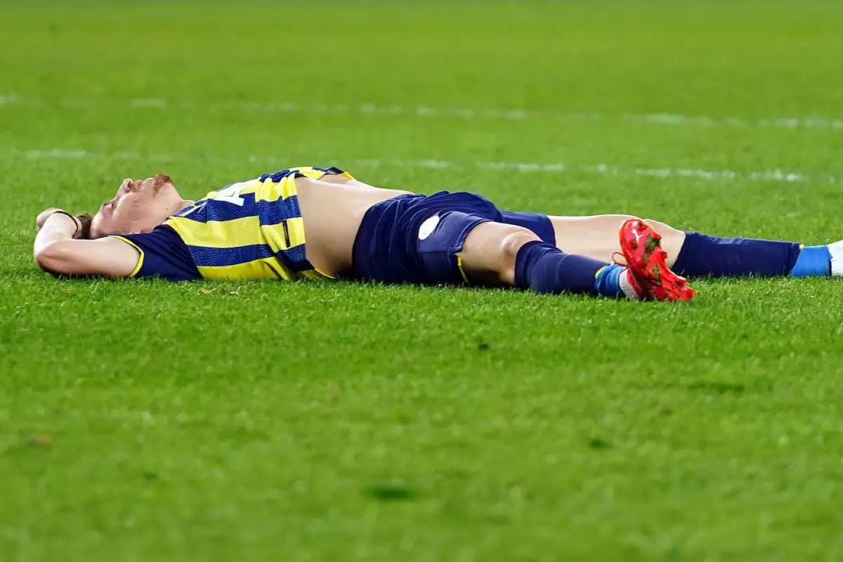 Rakamlar ortada! Fenerbahçe şampiyonluğa hep bu ayda havlu atıyor