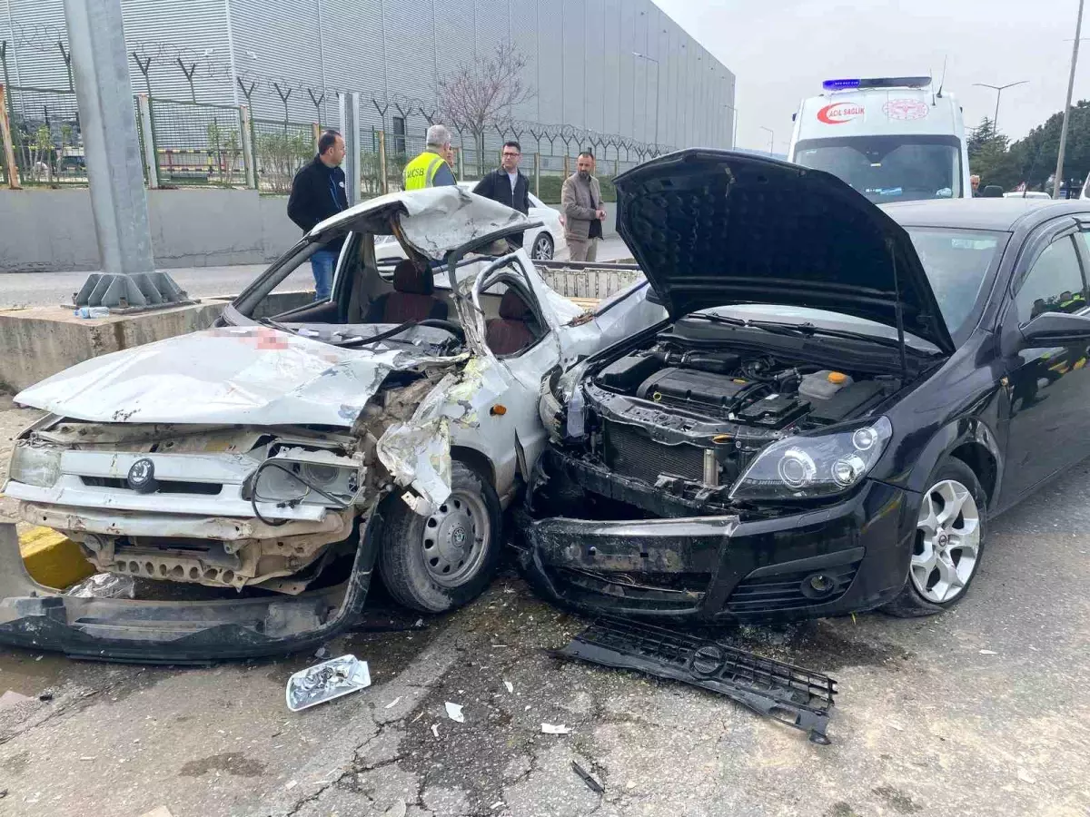 Manisa\'da Trafik Kazası: 1 Ölü