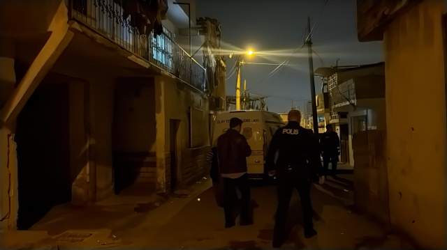 Sokak ortasında silahlı kavga! Olayla ilgisi olmayan genç kız ile 2 kişi öldü