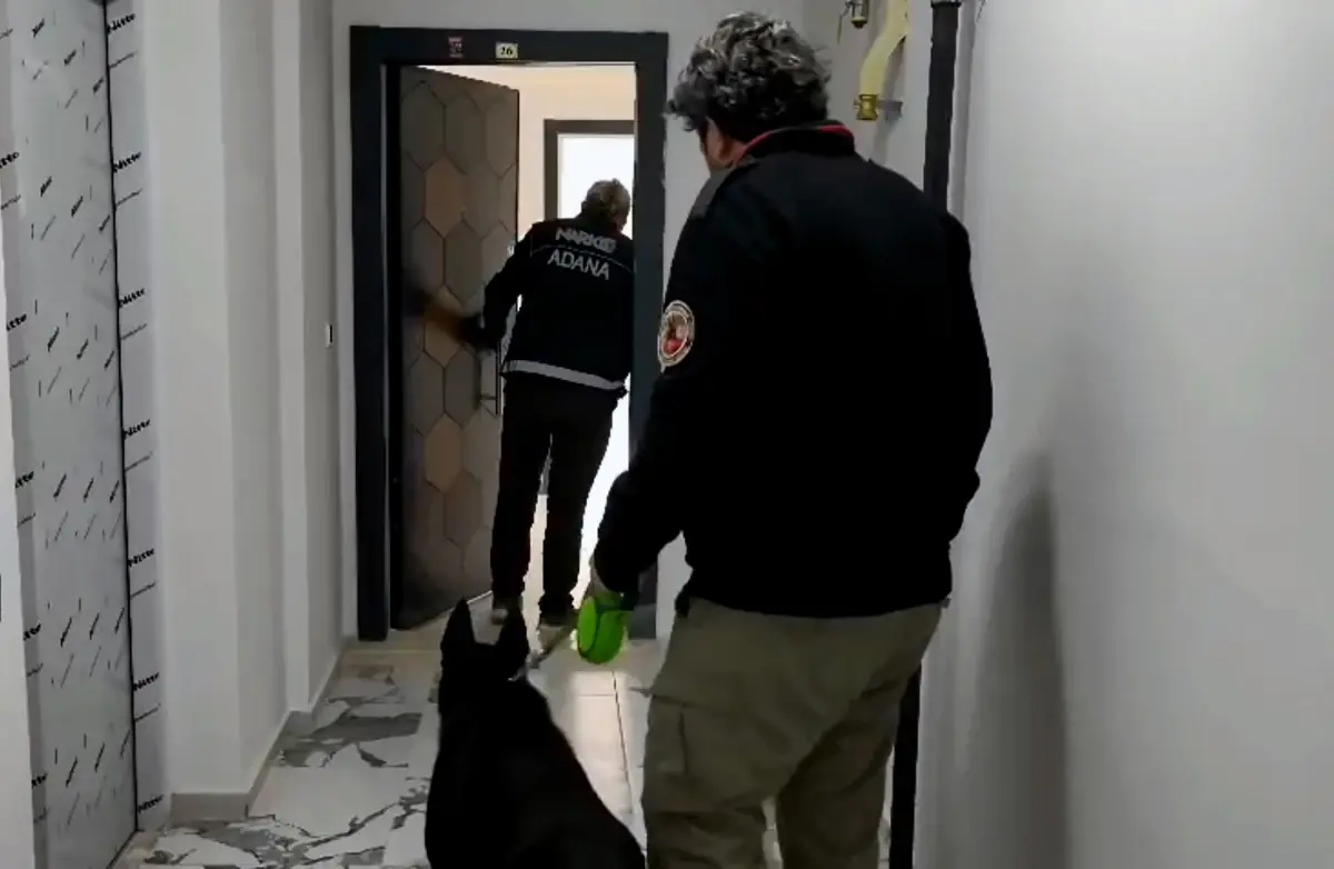 Adana\'da Uyuşturucu Operasyonu: İki Kişi Tutuklandı