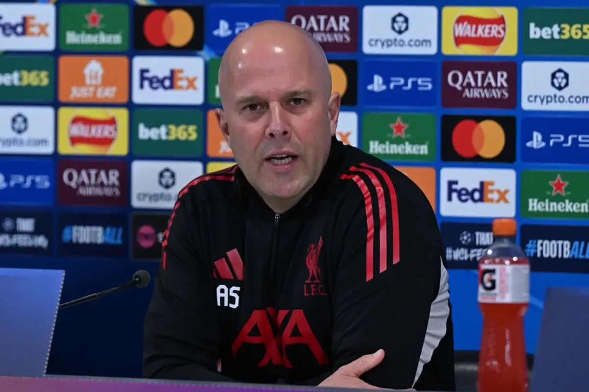 Arne Slot\'a kovulmamak için son bir şansı