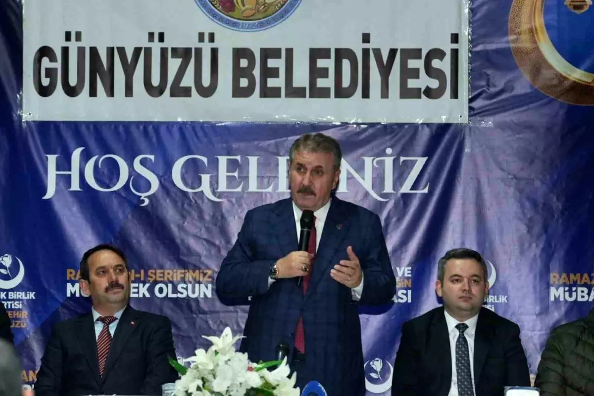 Destici\'den İslam Dünyasına Çağrı