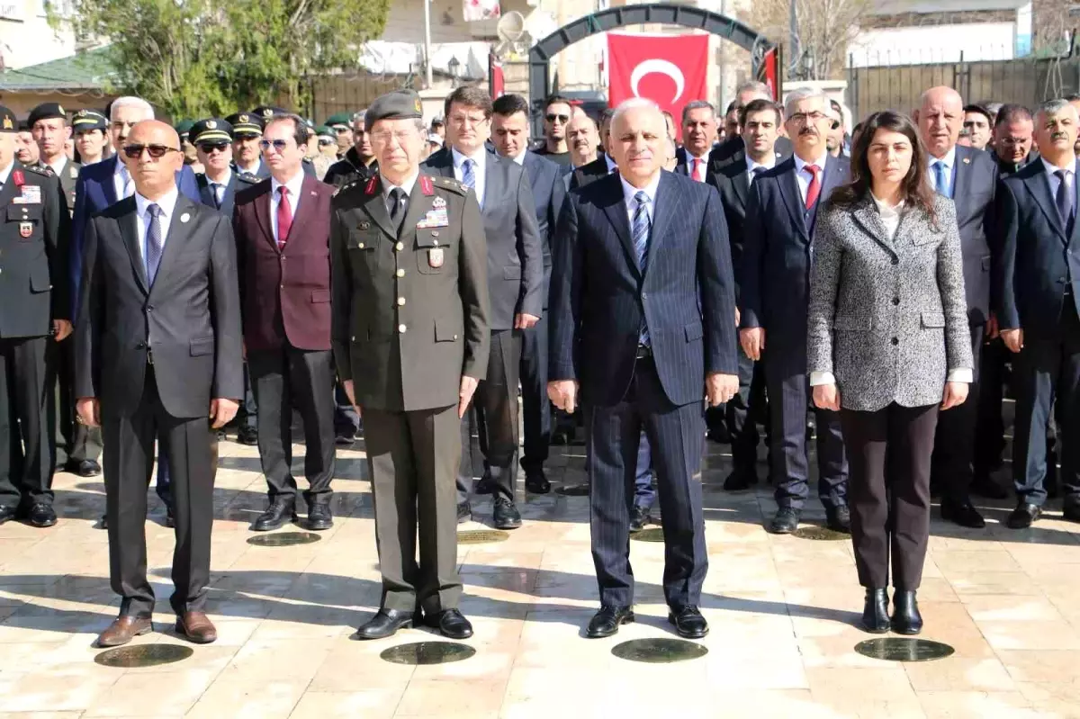 Diyarbakır\'da 18 Mart Şehitleri Anma ve Çanakkale Deniz Zaferi programı düzenlendi