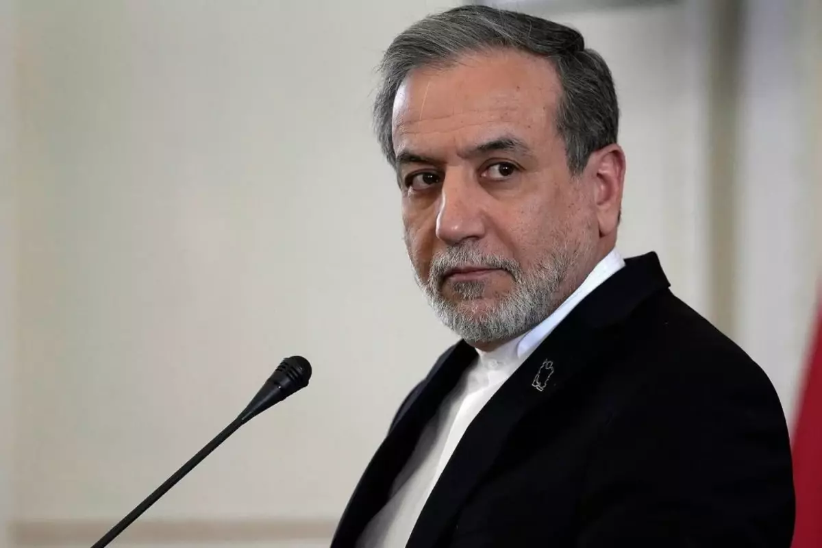 İran Dışişleri Bakanı Arakçi: Türk şoför Hüseyin Fırat\'ın şehadeti, saldırganların sivilleri hedef aldığının göstergesidir