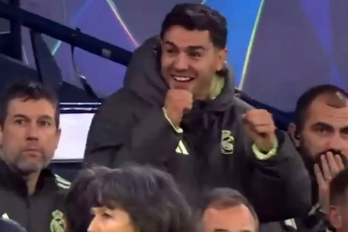 Maç esnasında aldığı haberle suratı bu hale geldi