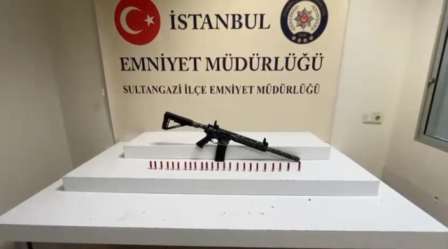 Pijamasını bile değiştirmedi! Eski sevgilisinin evini pompalıyla bastı