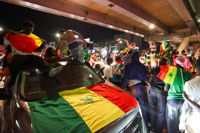 Şampiyon ilan edilince sokaklara döküldüler