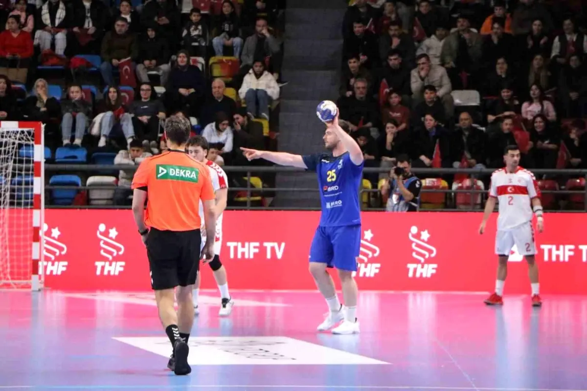 A Milli Hentbol Takımı Romanya\'ya Yenildi