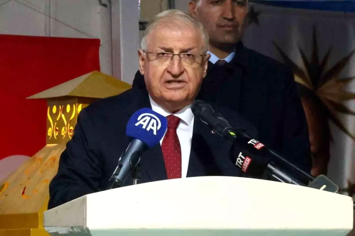 Bakan Güler: "Türkiye bu süreçte ateşkesin sağlanmasını, diplomasinin yeniden devreye girmesini savunan tutum ortaya koymaktadır"