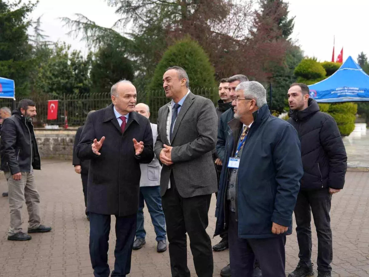 Düzce\'de Bayram Öncesi Kur\'an Okutuldu