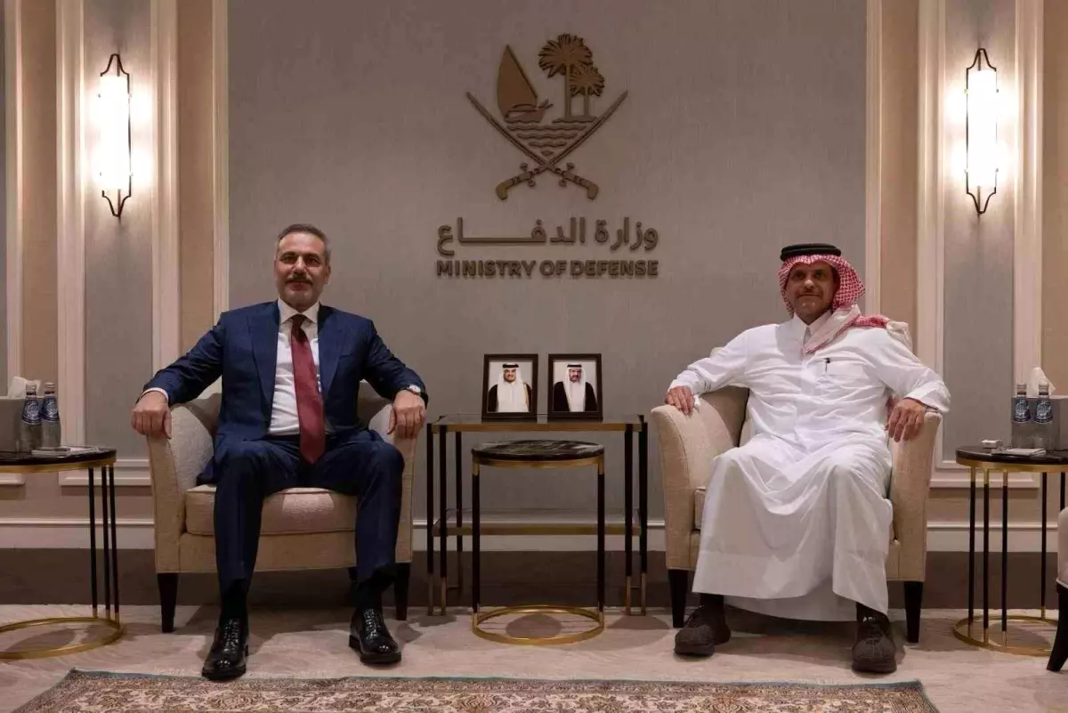 Hakan Fidan Katar\'da