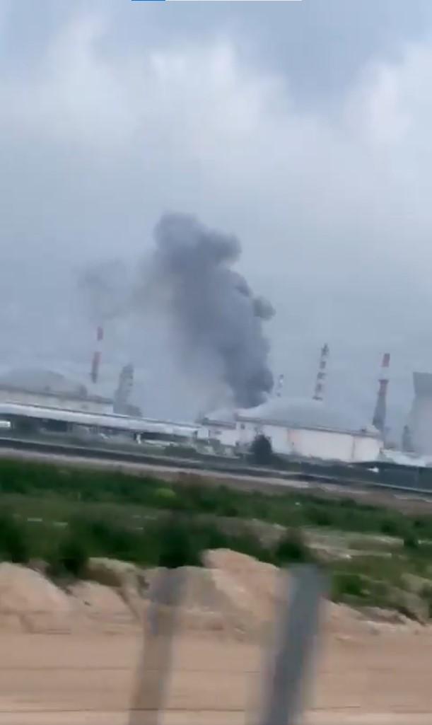 İran, Hayfa'da petrol rafinerisini vurdu