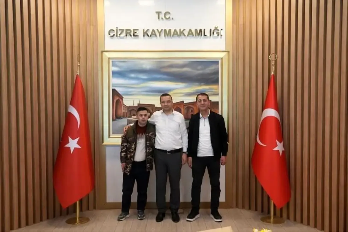 Kaymakam Baycar, Down Sendromlu Erdal\'ı Ağırladı