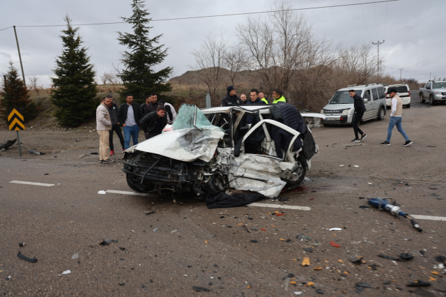 Nevşehir'de zincirleme trafik kazası: 2 ölü, 7 yaralı