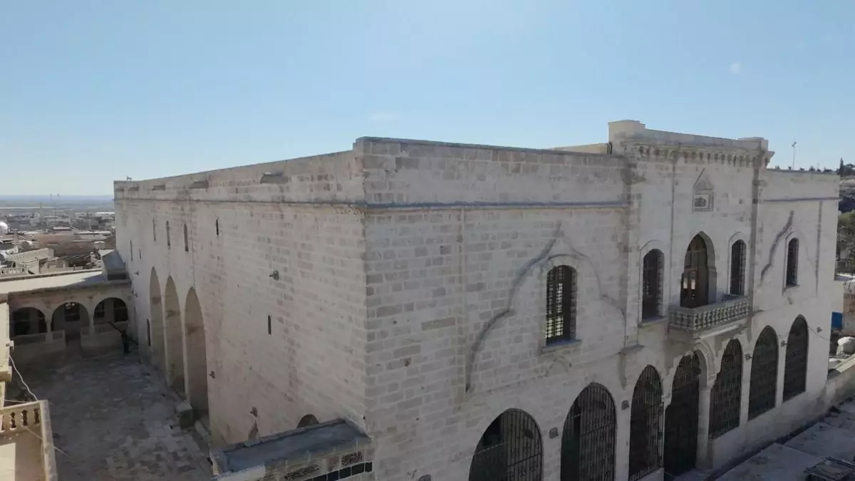 Üç Cami Bayramda Yeniden İbadete Açılıyor