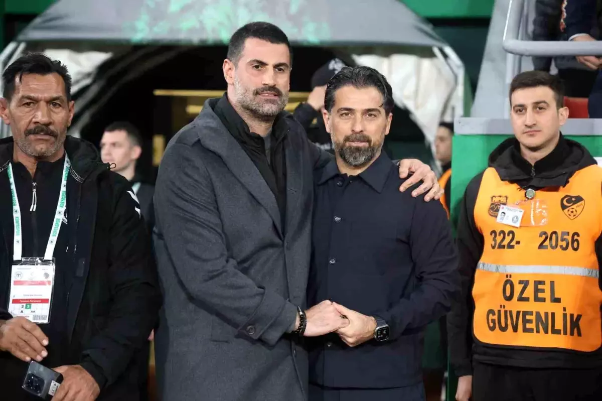 Konyaspor - Gençlerbirliği: İlk Yarı Golsüz Geçti